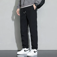 Черно-флат-ноги