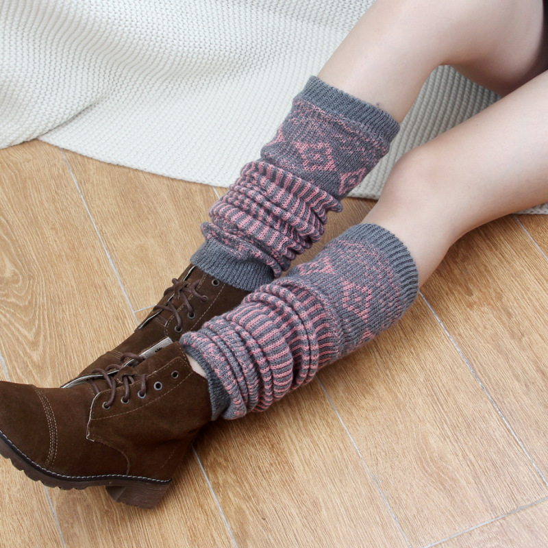 Calf Warmers Autumn and Winter Color-Blocked Vertical Striped Sock Warmers Knitted Wool Fashion Over-The-Knee Long Sock Warmers for Women