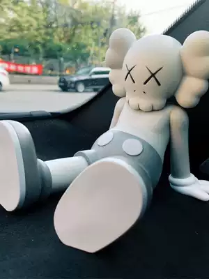 mand kaws Sesame Street doll Limited model toy model car ornaments car interior decoration