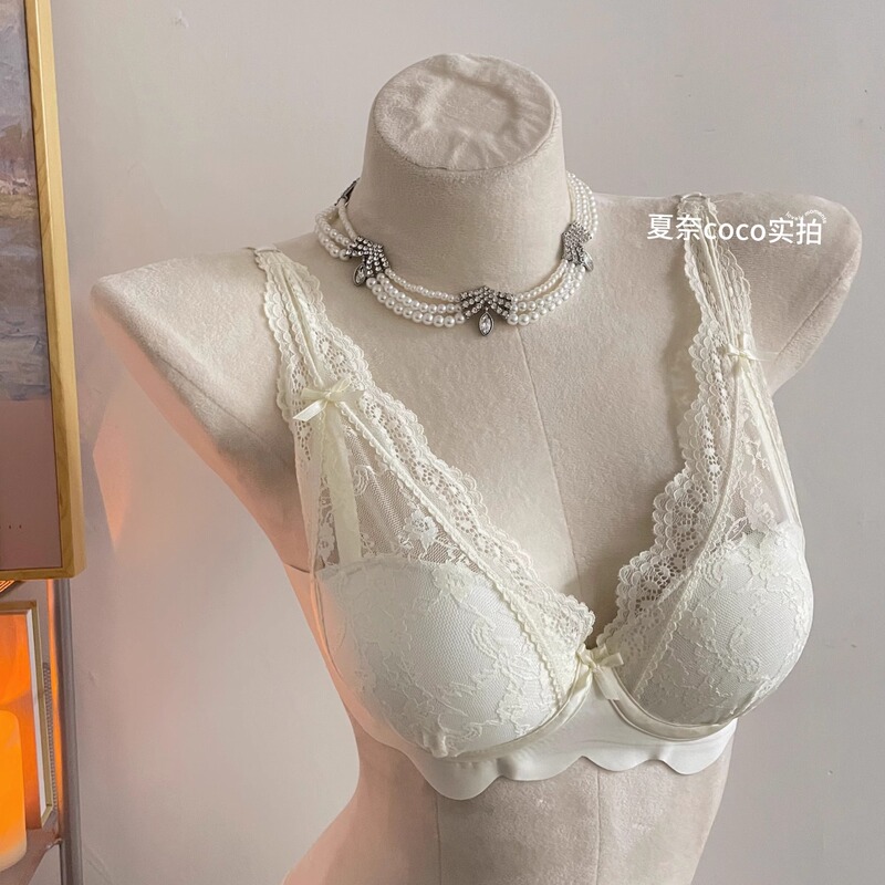 Lace Lingerie for Women with Small Busts, Push-Up Effect, No Underwire, Side Breast Support, Sexy and Pure Desire Style, Layered Inner Wear