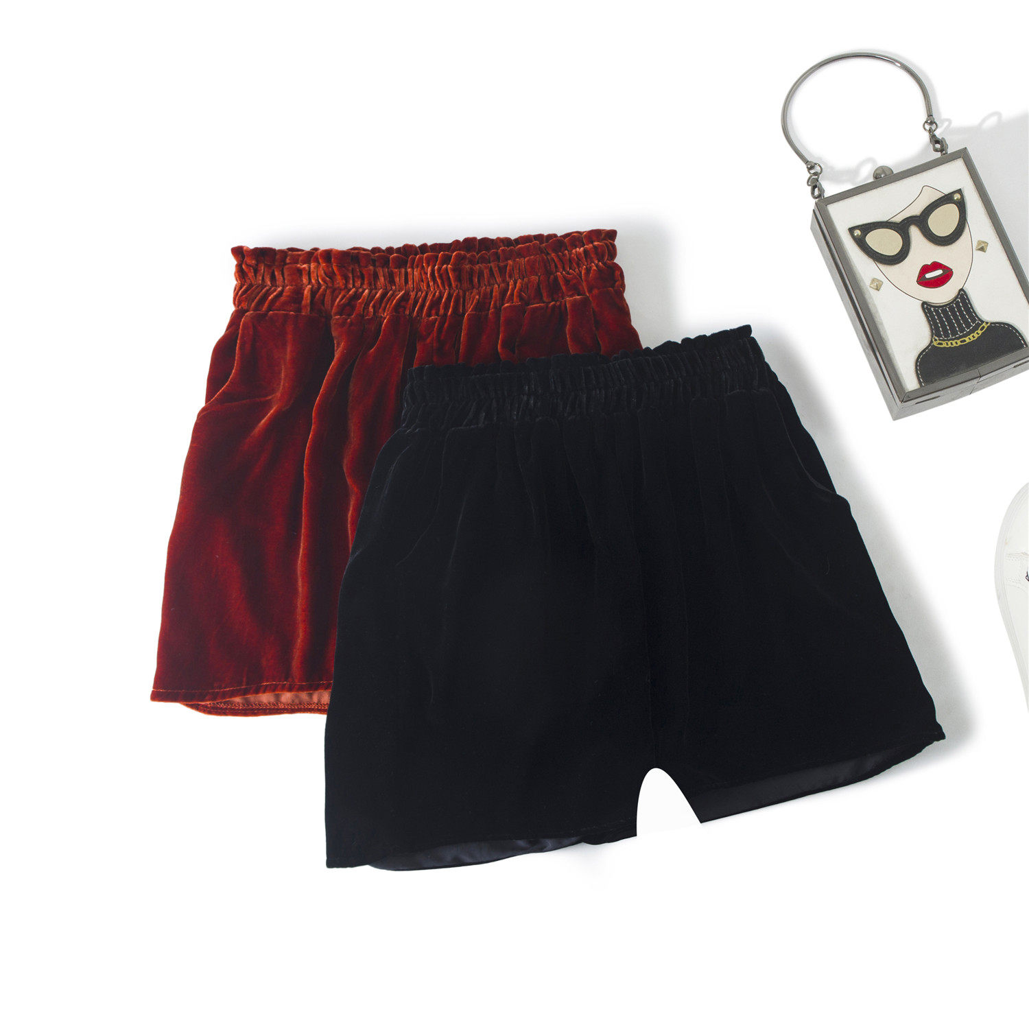 Summer 2020 new mulberry silk silk velvet solid color versatile slim shorts pocket wide leg hot pants women's slacks