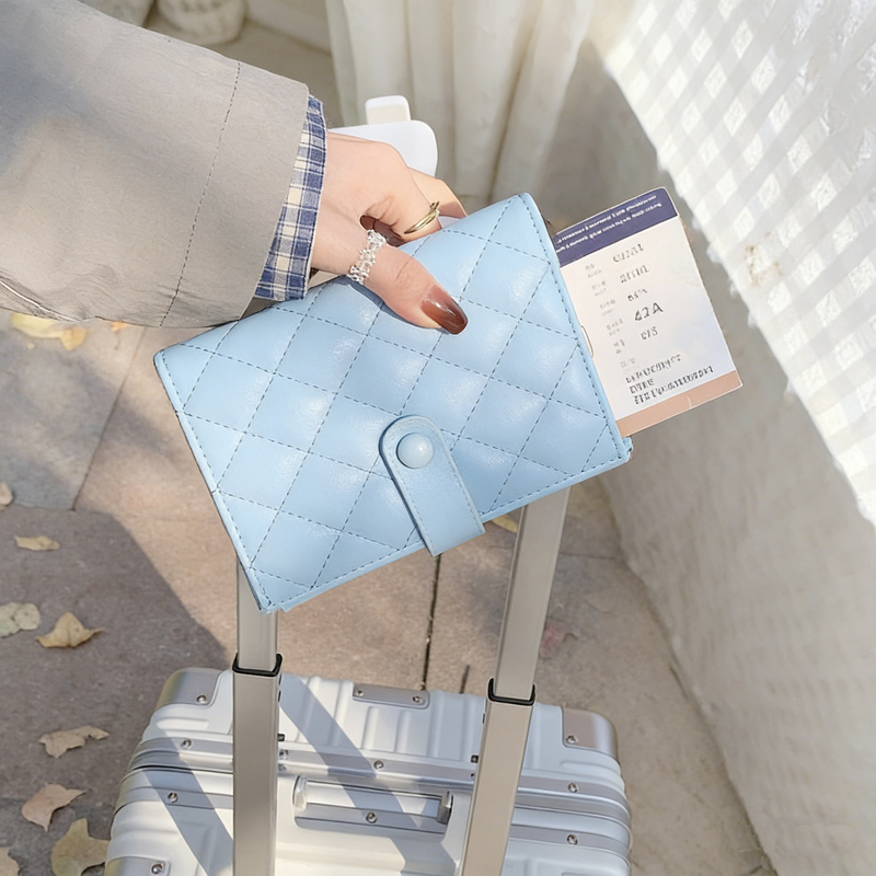 Japanese and Korean Style Diamond Pattern Short Wallet for Women, Light Blue Horizontal Small Wallet, Niche Wallet for Young Students, Travel Trend Japanese and Korean Style Diamond Pattern Short Wallet for Women, Light Blue Horizontal Small Wallet, Niche Wallet for Young Students, Travel Trend