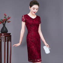 Wine red low collar mother dress wedding lace Cheongsam Childrens wedding Wedding wedding wedding mother-in-law noble dress summer