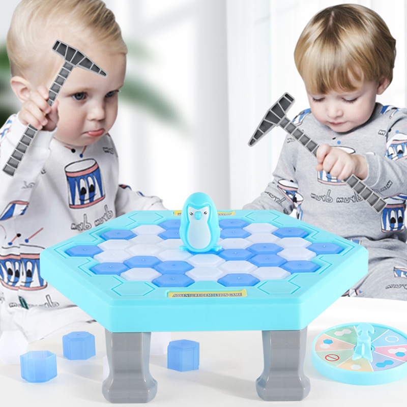 Shake-in-the-net red hominin child double to the fight, the pounding ice-breaker, the ice-breaking penguin tabletop game toy