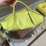 Loewe Барсетка, сумка на одно плечо, на цепочке
