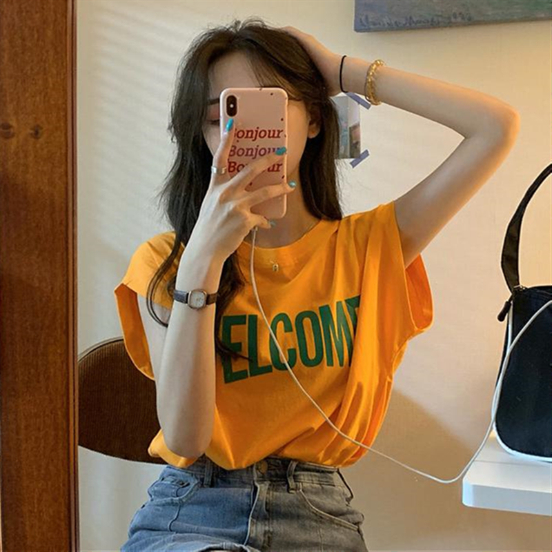 Plus-Size Designer Letter Print Sleeveless T-Shirt for Women, New Summer Style, Loose Fit, Conceals Body Fat, Slimming Top for Chubby Girls Plus-Size Designer Letter Print Sleeveless T-Shirt for Women, New Summer Style, Loose Fit, Conceals Body Fat, Slimming Top for Chubby Girls