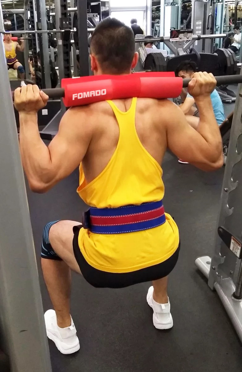 Squat cổ pad pad tạ vai găng tay tập thể dục nam cực bộ thiết bị bảo vệ phụ nữ miếng đệm vai miếng đệm đầu gối vành đai cổ tay - Dụng cụ thể thao găng tay thể thao