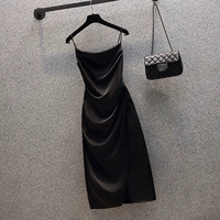 Черный [охватывающий живот ци, маленький человек -это высококачественная сказочная фигура в стиле Гонконга]