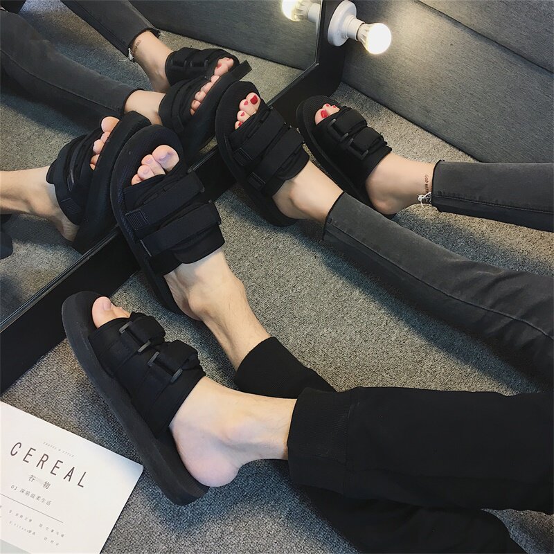 Slippers male summer couple sandals 2022 new style outside wear casual beach Korean version of the trend anti-slip word drag men's sandals