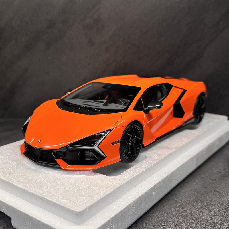 Lcd Lichengda 1:18 Lamborghini Revuelto Alloy Full-Scale Car Model Lcd Lichengda 1:18 Lamborghini Revuelto Alloy Full-Scale Car Model