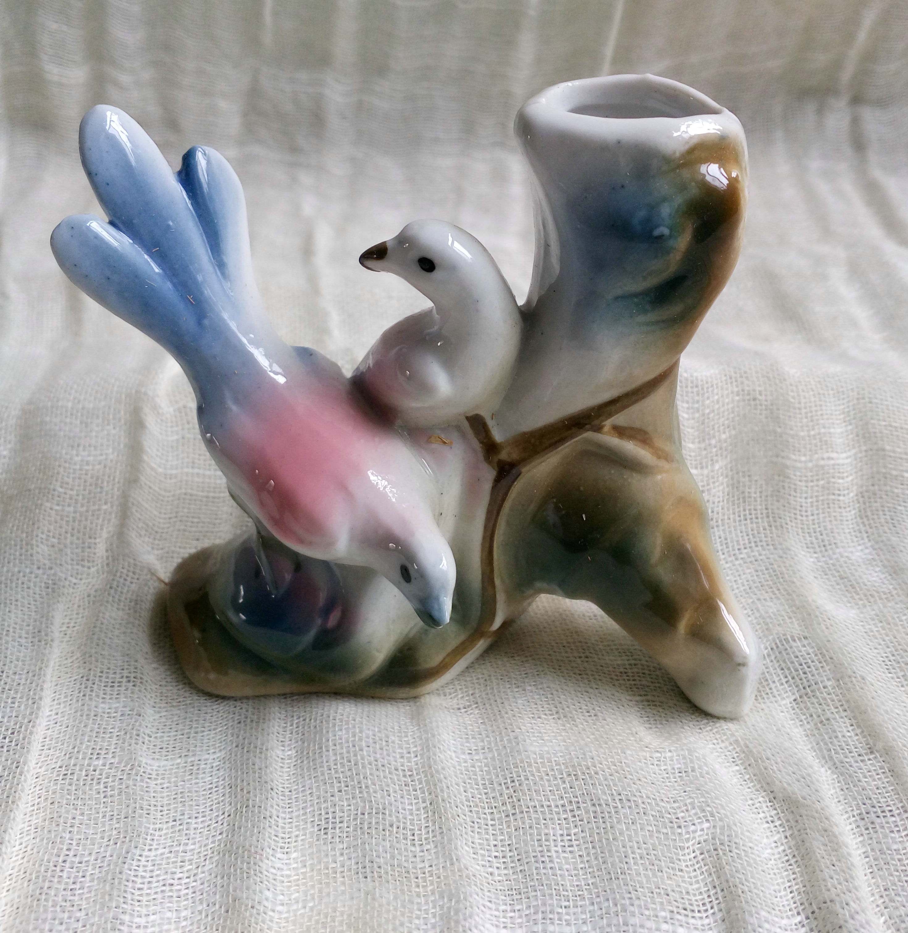 Nostalgia Old Stock Porcelain ceramic pendulum decorated with color porcelain to bird