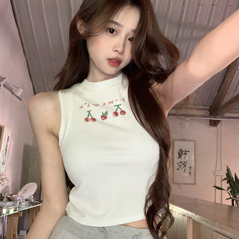 White Camisole for Women, Summer 2026 New Style, Can Be Worn Inside or Outside, Sleeveless T-Shirt, Sports Workwear, Short Top White Camisole for Women, Summer 2026 New Style, Can Be Worn Inside or Outside, Sleeveless T-Shirt, Sports Workwear, Short Top