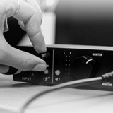 Официальный флагманский магазин Arturia minifuse1 Audiobook Live Trobvate K Song Recording Misting Production Card