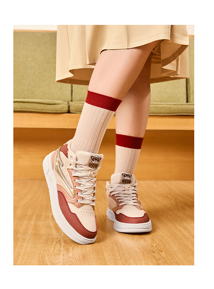 обувь на тонкой подошве ( для скейтборда ) 电池熊猫鸿星尔克板鞋休闲 𫔮高筒女鞋夏季2025新款鞋子厚底运动鞋女 The Erke