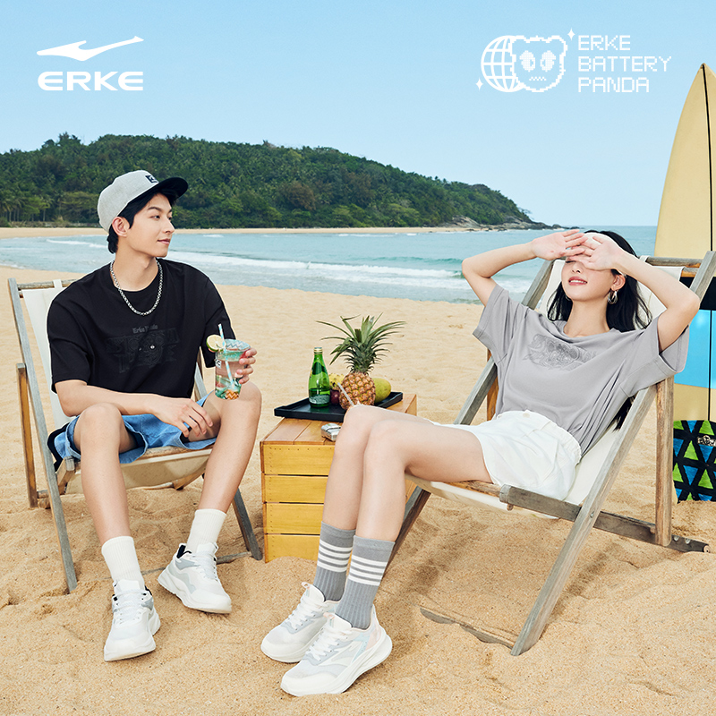 迪卡侬 vs 鸿星尔克：谁才是性价比之王？