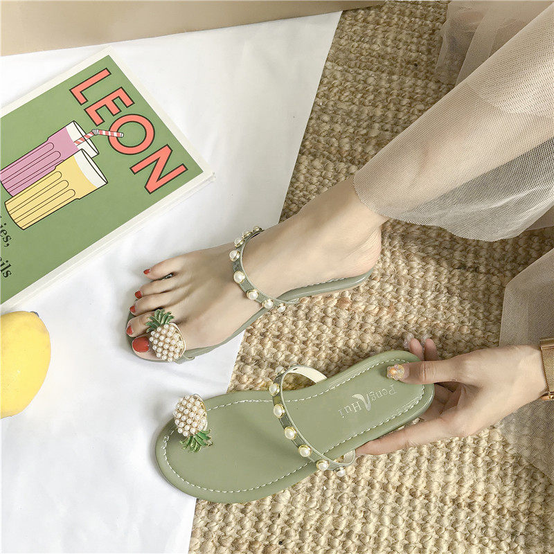 2021 new summer slippers women's fashion 100 hitch Han version pearl pineal cool tug girl flat heel flat-bottomed slippers