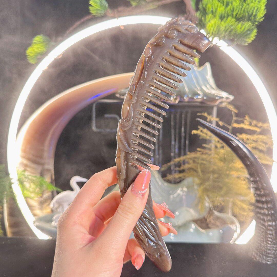 闽宝牛角梳传承店
