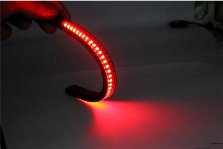 Задние фары 鎽╂墭鐢靛姩杞?2v闃叉按澶栫疆澶栧崠閫侀灏剧杈圭led杞悜鍒硅溅鐖嗛棯灏剧伅鏉 40349909