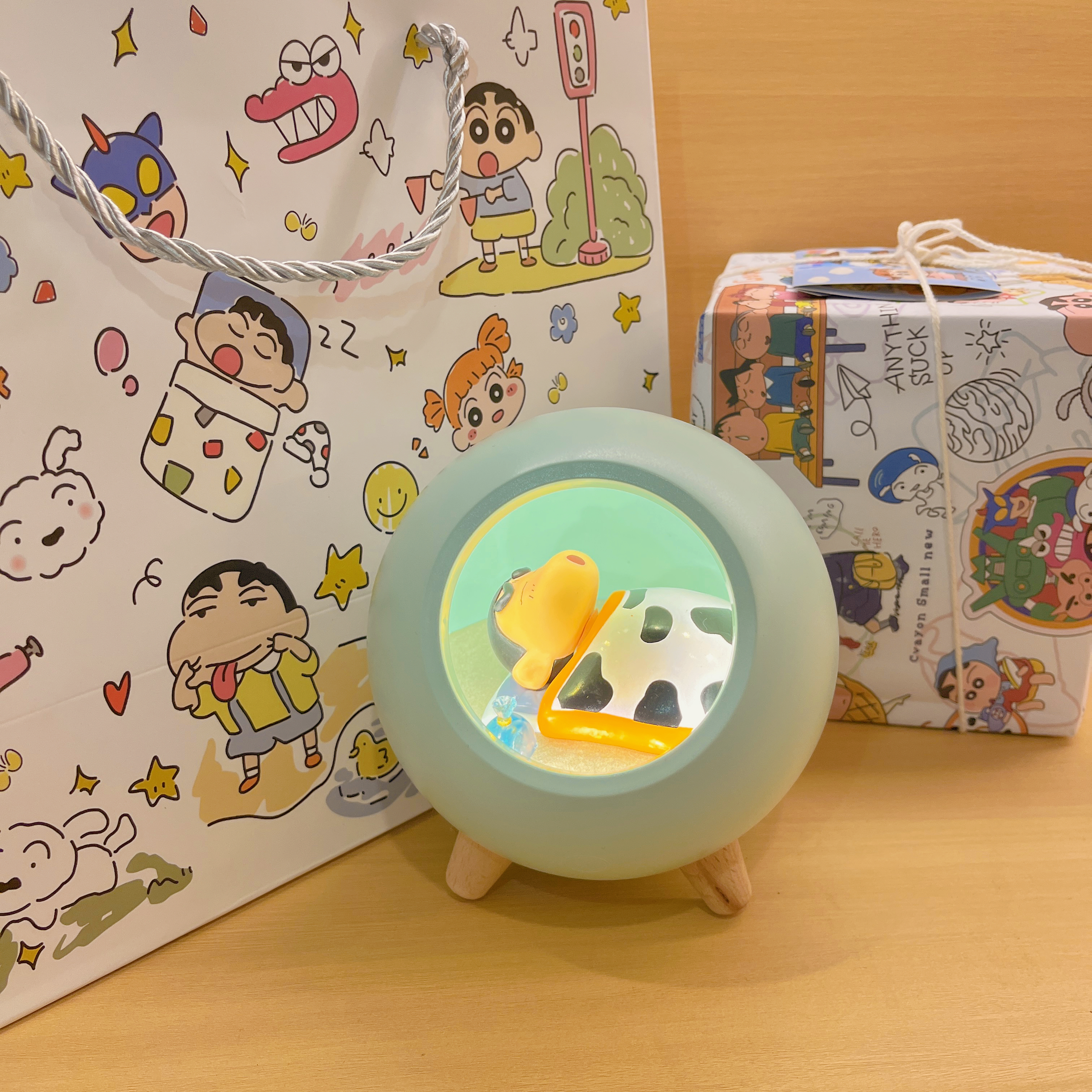 灯光与音符交织的梦幻伴侣:2025款多功能夜灯音响