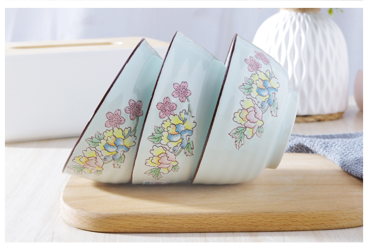 Thời trang nhỏ nhà tươi bát sứ dao kéo thiết lập đặc biệt cung cấp Trung Quốc underglaze màu gốm lò vi sóng quà tặng cho dĩa inox