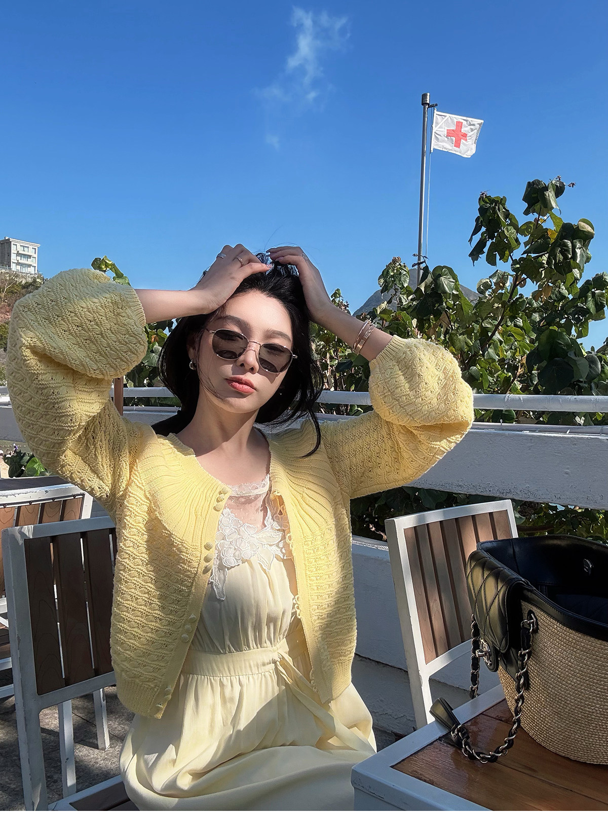 시 웨이 리앙 봄날 전복 프랑스식 낭만주의 루즈핏 느긋한 라운드 넥 벌룬 소매 홀로우 아웃 오픈 가디건 상세 이미지 74