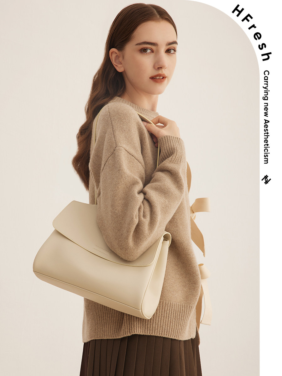 HFresh one-shoulder Messenger large bag portable tote bag women's bag new 2021 autumn and winter leather large-capacity bag