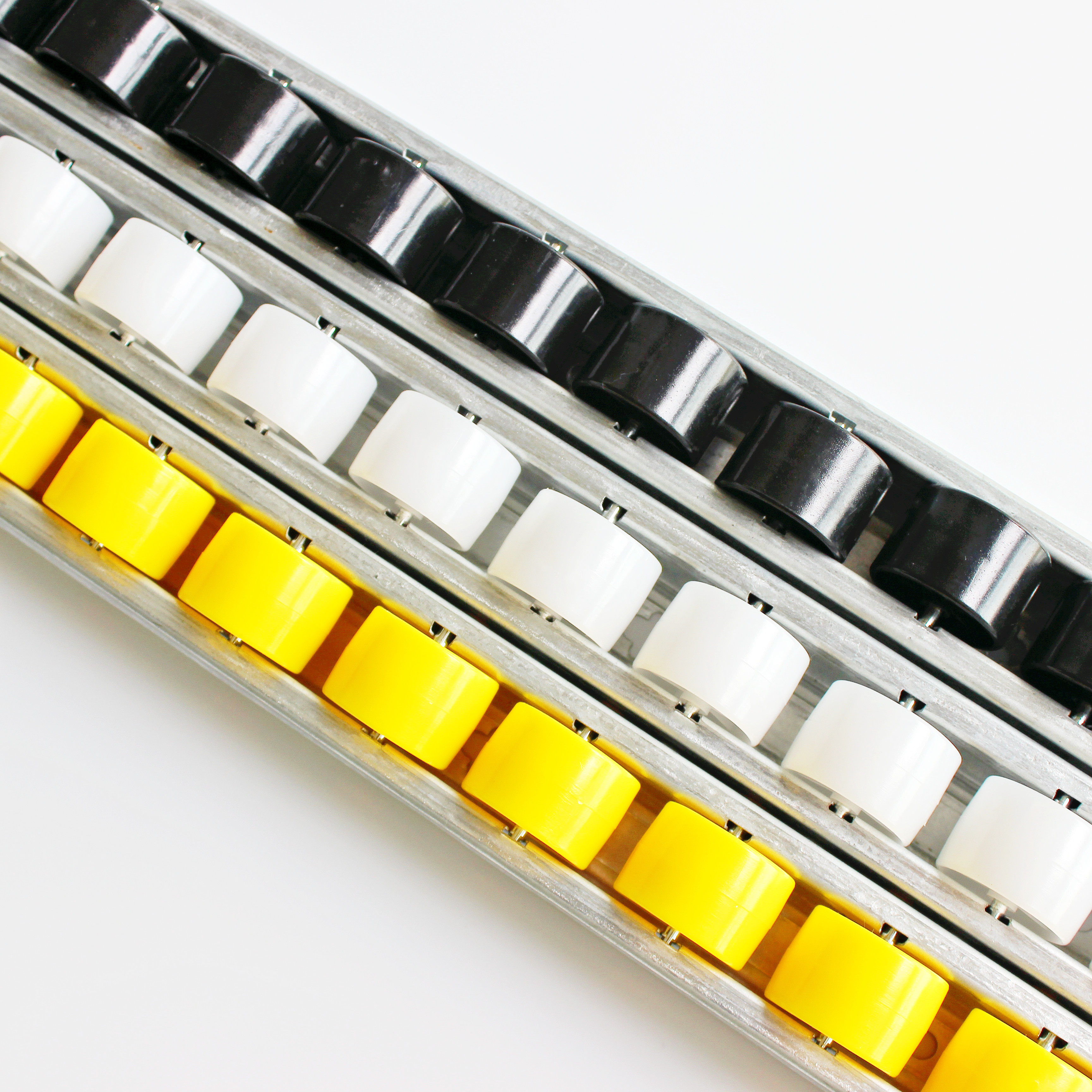 Iron frame fluent strip 40X33 reinforced sheet metal fluent strip unloading slideway roller diameter 32 white slide rail