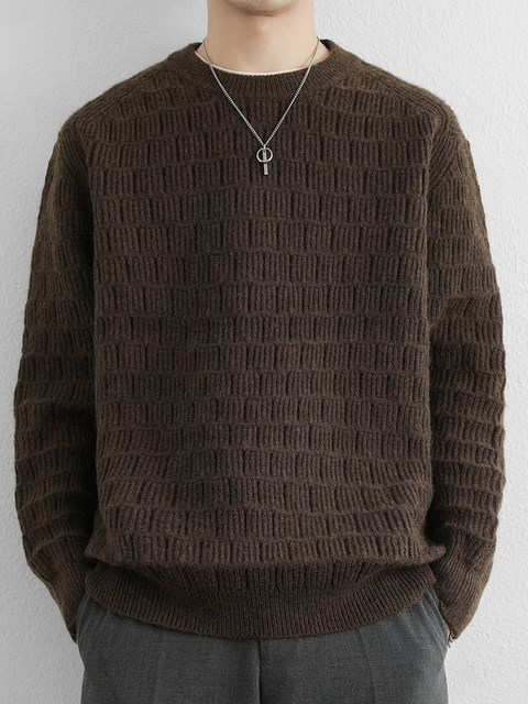 High quality sweater men's round neck knitted bottoming shirt with casual autumn men's jacquard thickened solid color sweater