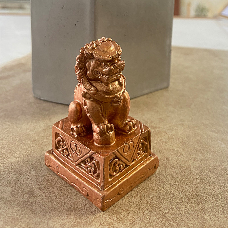 Chinese three-dimensional lion creative silicone mold Pixiu cement plaster silicone mold creative dish cooking mold