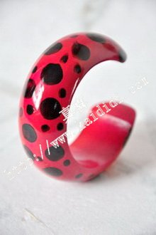Vòng tay gỗ xoài Thái thủ công du lịch lưu niệm động vật ngọt ngào mới thật tại chỗ lạ tại chỗ vòng phong thuỷ