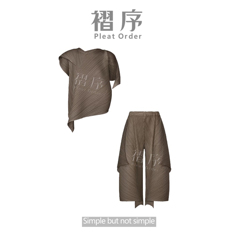 Lazy Style Pleated Two-Piece Set for Women, Summer Design, Niche Korean Style, Loose Asymmetrical Top and Pants Set Lazy Style Pleated Two-Piece Set for Women, Summer Design, Niche Korean Style, Loose Asymmetrical Top and Pants Set