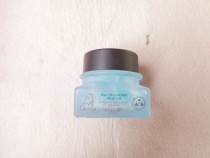 Cabinet 99 ~ Australia ~ ~ @ Zaneuve control oil moisturizing gel 50g suitable for the outside oil dry and genuine and recommended