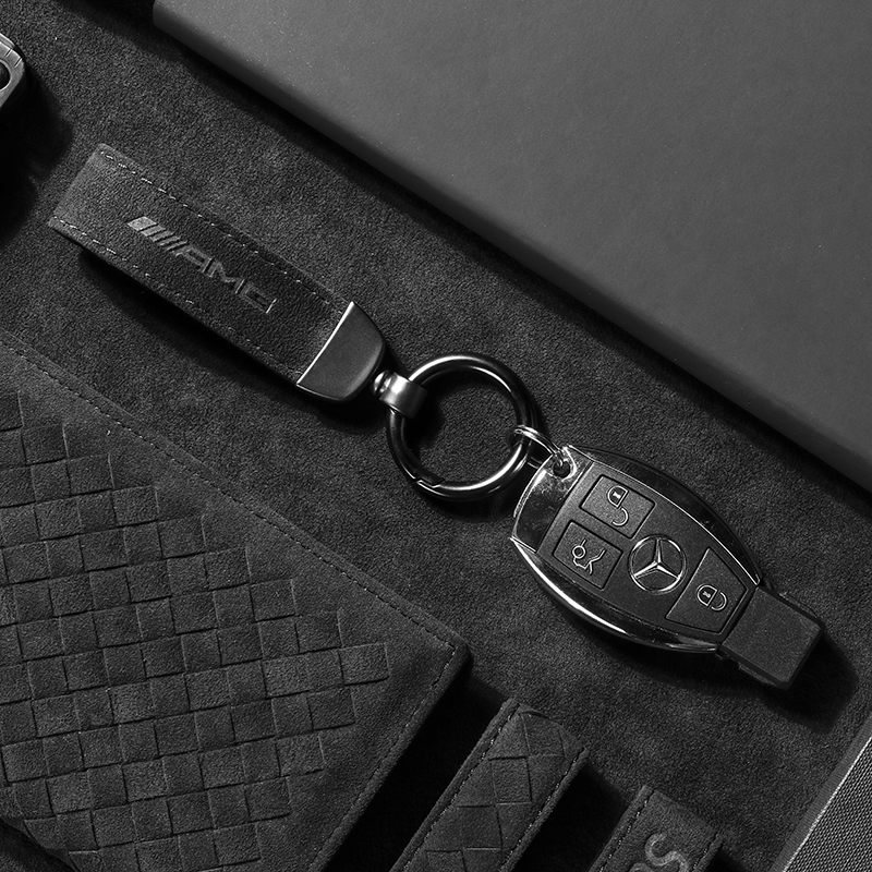 Alcantara flip fur car keychain Men's key chain custom simple personality creative men's and women's pendant