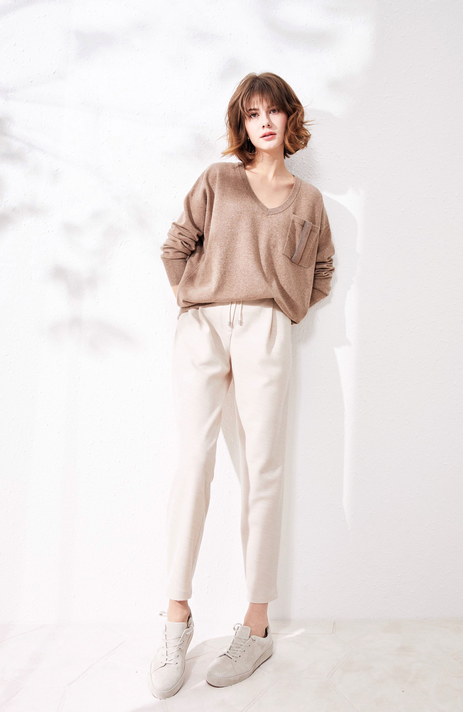 戎 美 【ZZ0711829】 Phong cách quý tộc sang trọng tinh tế của cashmere được đính cườm cổ chữ V thả vai đan áo len lông thỏ