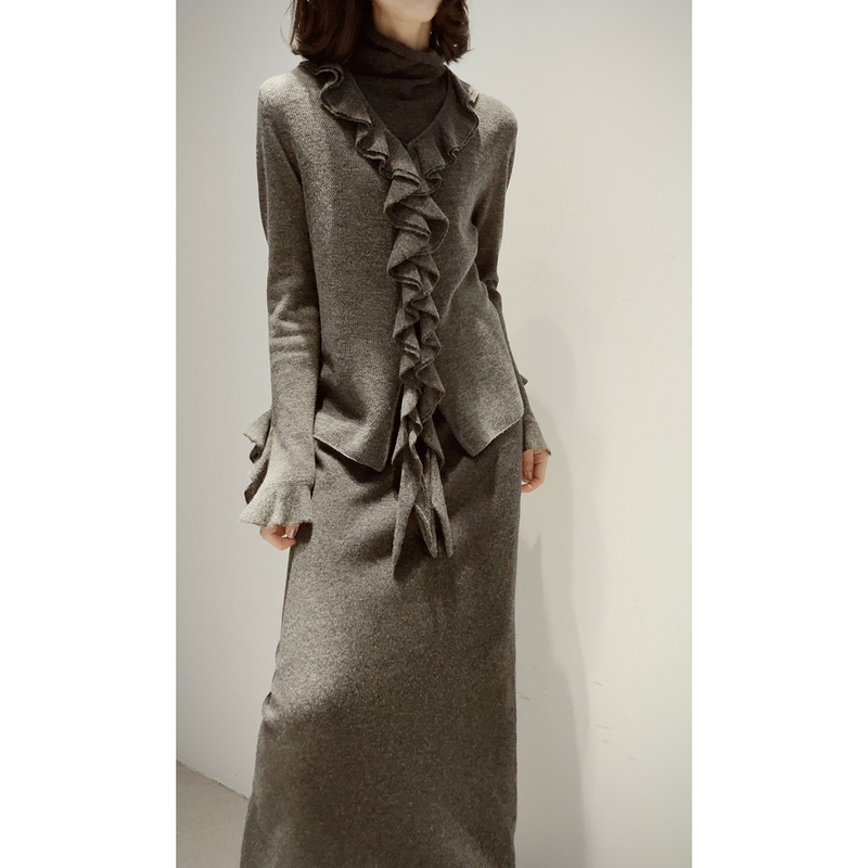 26~【Cashmere Wool/Brushed Yarn/Irregular Petal Edge Three-Dimensional Texture】Design-Inspired Cardigan