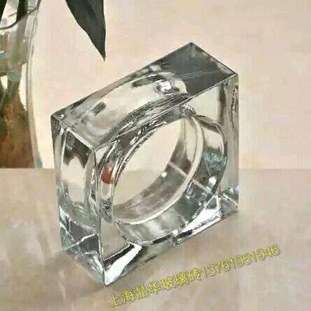 Ultra-white masonry solid glass brick 150*150*60