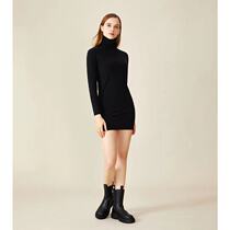 Duvet Bouric) High collar Inner Lap Dress with dress Korean version pure color knit warm beating bottom bag hip length dress