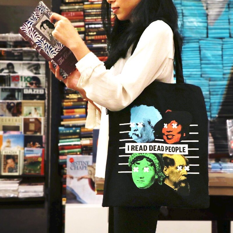 Literary sails package read only Saint-Hyun's book US Out of Print Literary Reading Bookworm Small crowdpresent