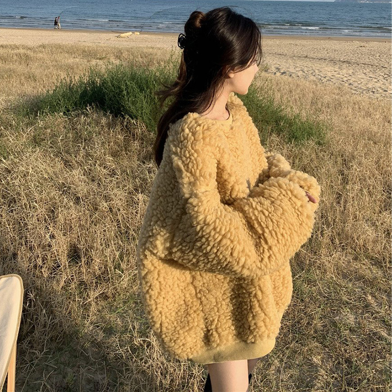 2025 New Trendy Internet-Famous Korean Style Loose Short Lazy Style Pullover Lamb Wool Sweatshirt for Petite Women