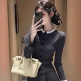 Невероятно красивое зимнее платье, полный комплект одежды в корейском стиле, супер-горячее вязаное платье 2026 года, уникальный и красивый женский костюм.