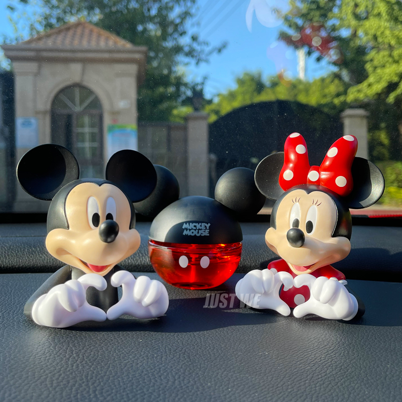 Authentic Soap Studio Disney Mickey and Minnie Heart-Shaped Figurines Mini Bust Car Decoration