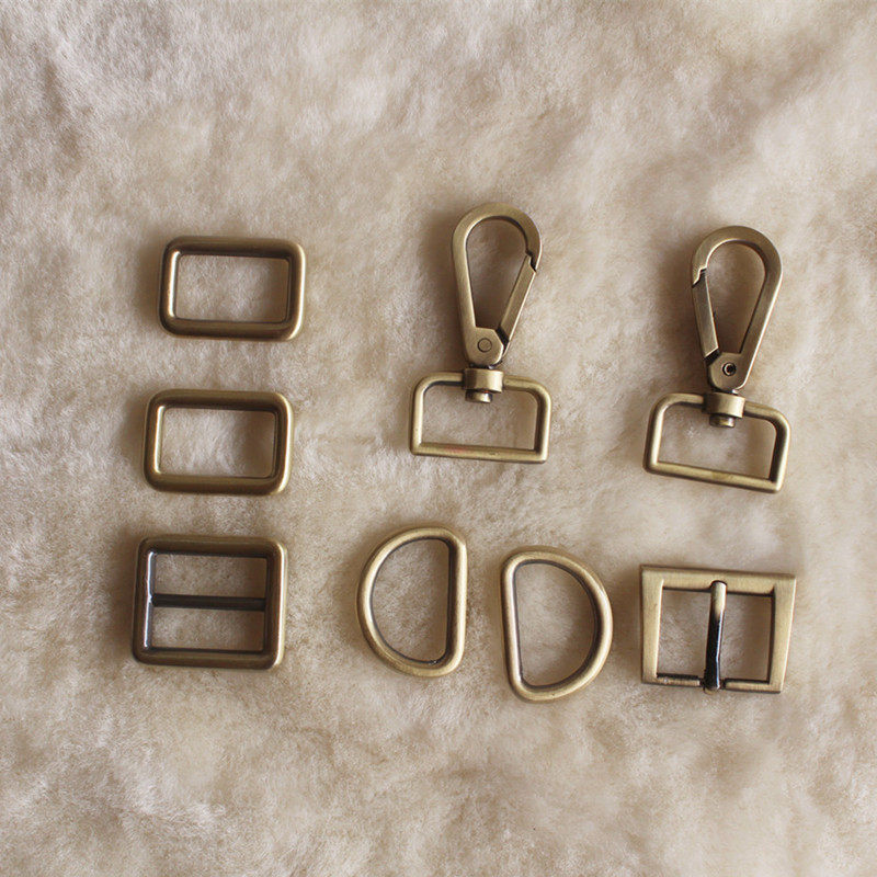 Inner diameter 2.5cm Luggage hardware accessories D buckle Hook buckle Japanese character buckle Square buckle Green antique bag buckle