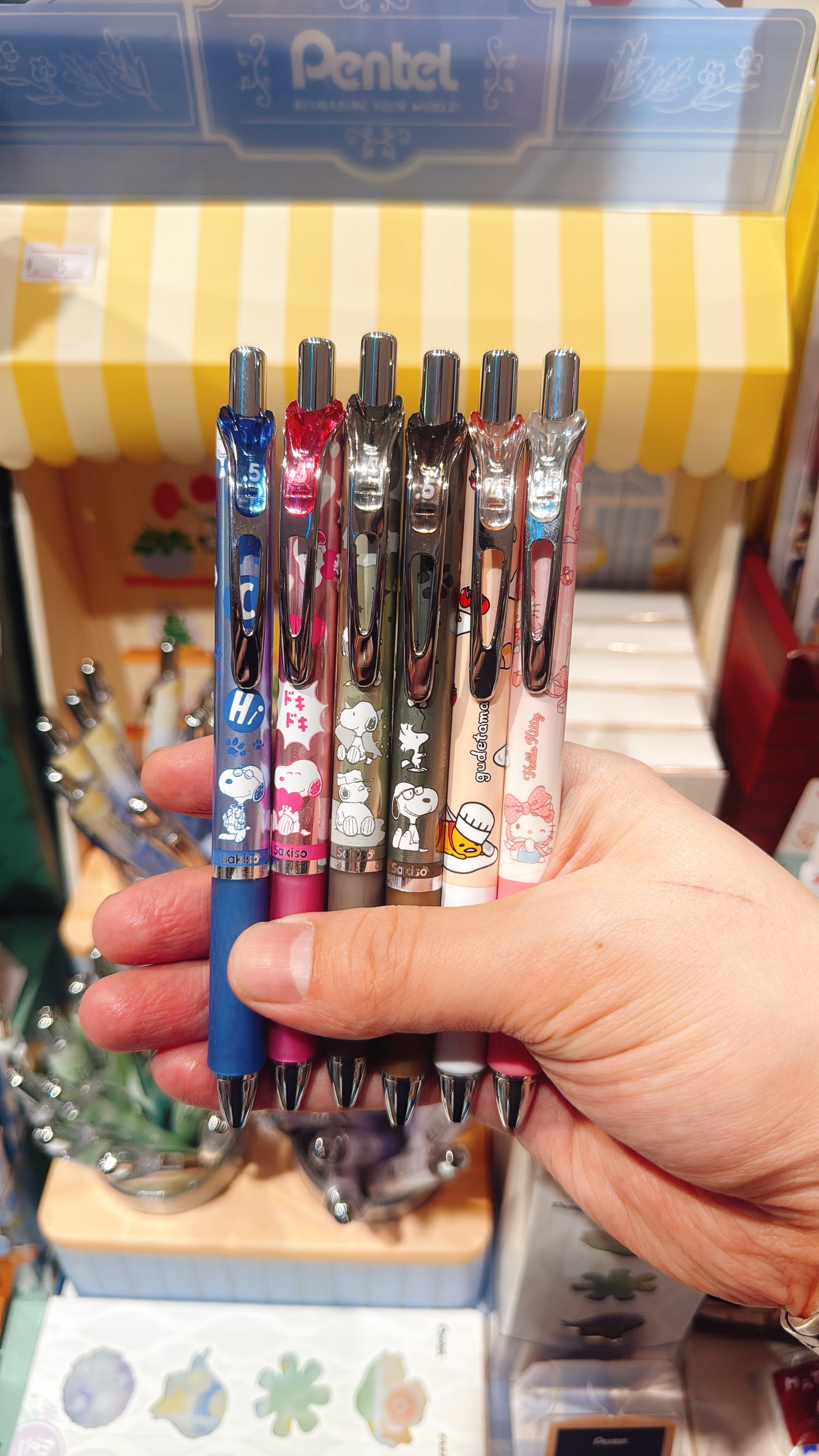 正品现货sakiso泰国史努比联名限定按动中性笔水笔书写蓝芯0.5mm