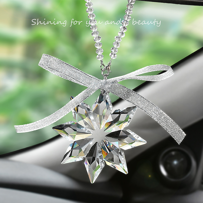 Car pendant in car Pendant Crystal Snowflake in car Ornament Pendulum woman on-board pendants Rear Mirror Personality Creativity