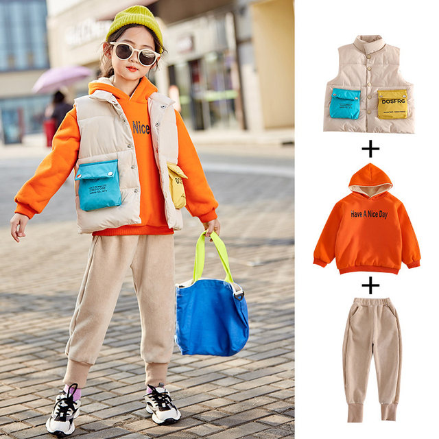 Girls fleece three-piece suit autumn and winter 2022 new foreign style fashionable children's clothing autumn clothing girls autumn sweater suit