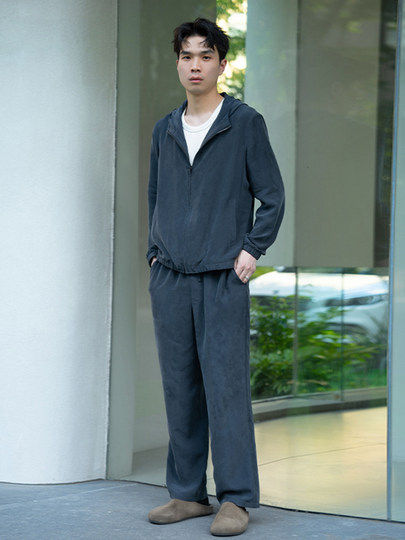 Zhengchen/正辰 高端黑标雾面纯桑蚕丝轻薄微廓连帽夹克外套男秋