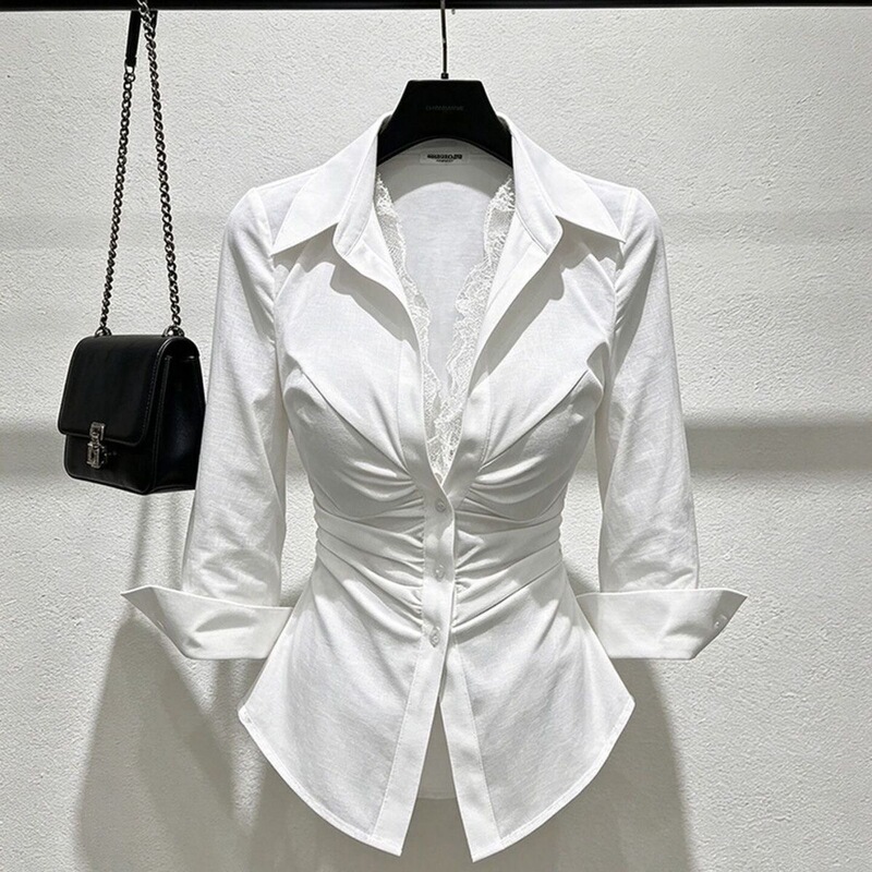 Highly Stylish Outfit, Extremely Beautiful, Unique and Elegant, Suitable for Commuting, Waist-Cinching White Lace Patchwork Shirt for Women in Summer Highly Stylish Outfit, Extremely Beautiful, Unique and Elegant, Suitable for Commuting, Waist-Cinching White Lace Patchwork Shirt for Women in Summer