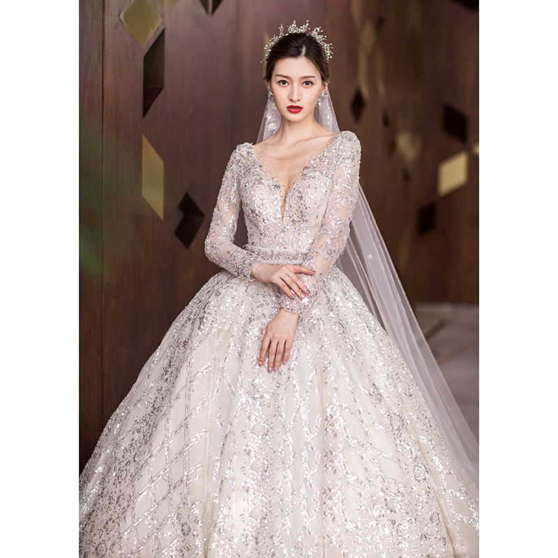 Main wedding dress bridal 2022 new French style long sleeve temperament trailing small sub-star emptied thick arm
