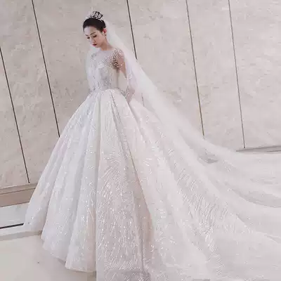 Long sleeve main wedding dress 2021 New temperament bride female simple small man Heavy Industry luxury atmosphere tailing light