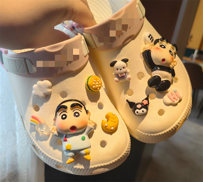Crayon Shin-Chan DIY Crocs Shoe Accessories Cartoon Shoe Charms Children's Decorations Girls' Detachable Accessories